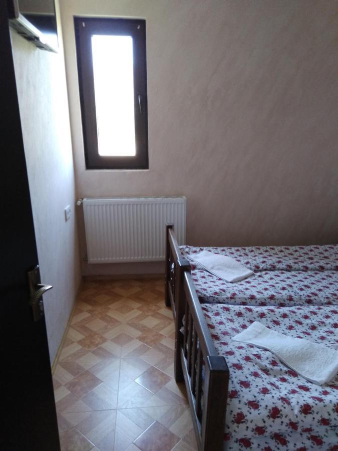 Family Hotel Mtamta Goudaouri Extérieur photo