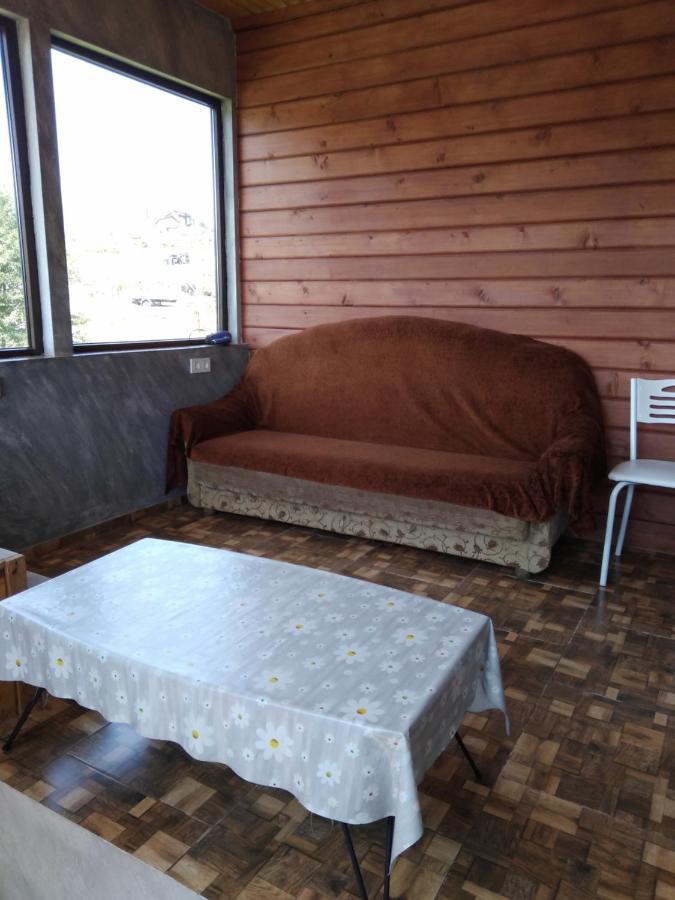 Family Hotel Mtamta Goudaouri Extérieur photo