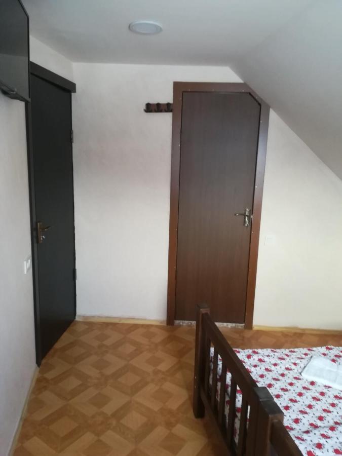 Family Hotel Mtamta Goudaouri Extérieur photo