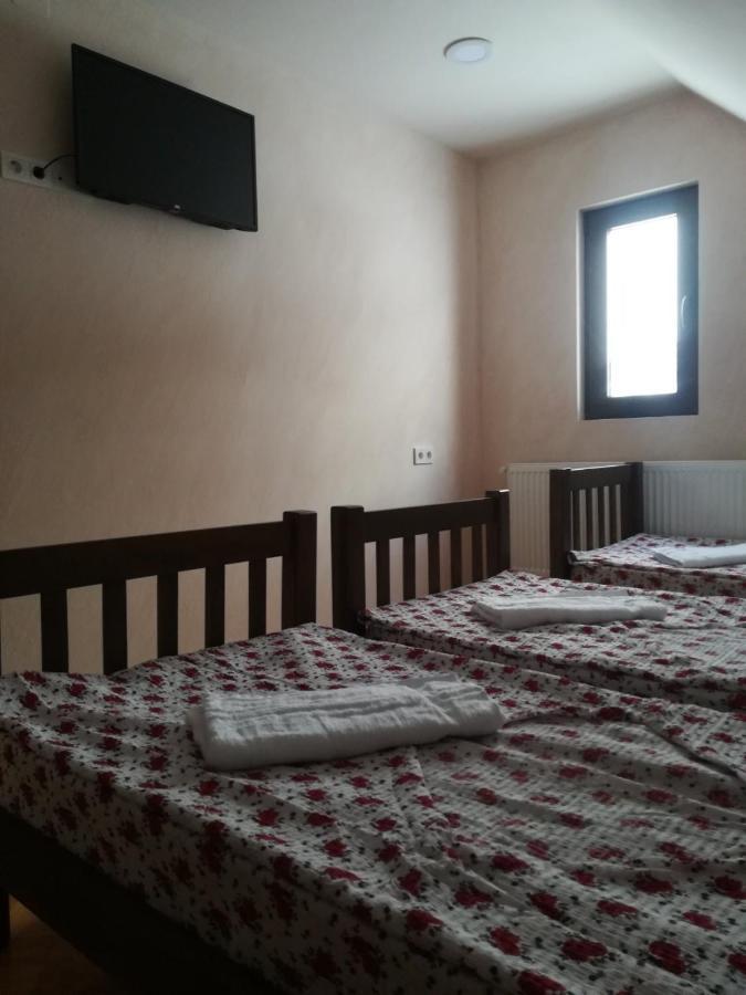 Family Hotel Mtamta Goudaouri Extérieur photo